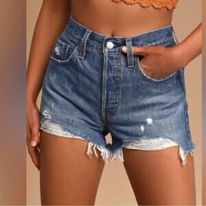 Levi’s 501 cut off shorts high low frayed hem size 24